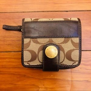 Coach Signature C bifold wallet